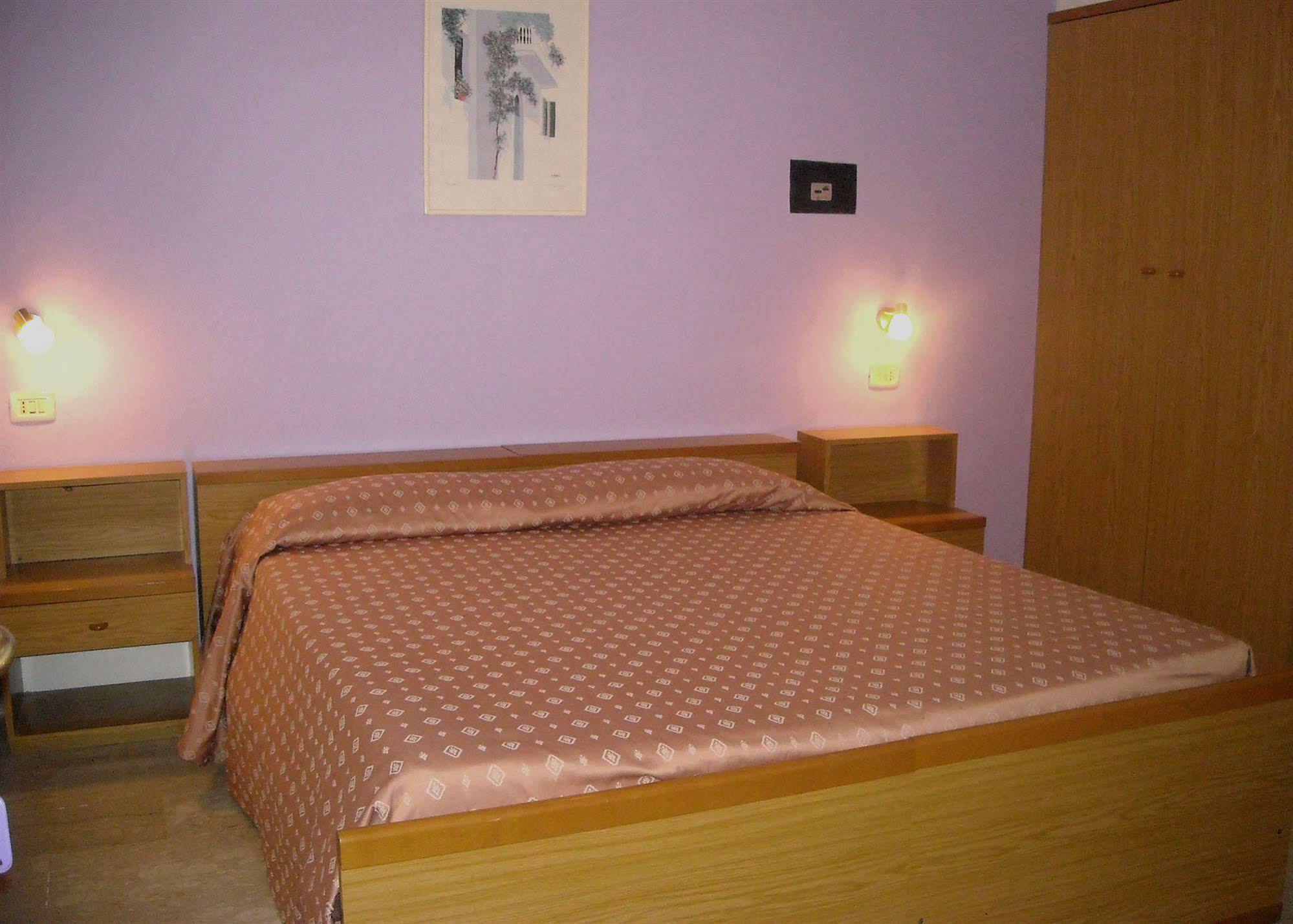 Affittacamere Diavin Vibo Valentia Extérieur photo